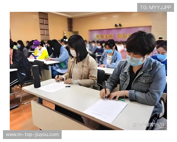 教资考试女生占男厕，考场秩序管理亟待加强，教资考场严不严